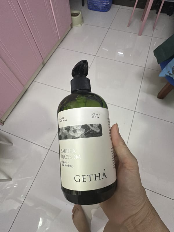 Customer photo review of Getha Premium Botanical Body Wash 500ml