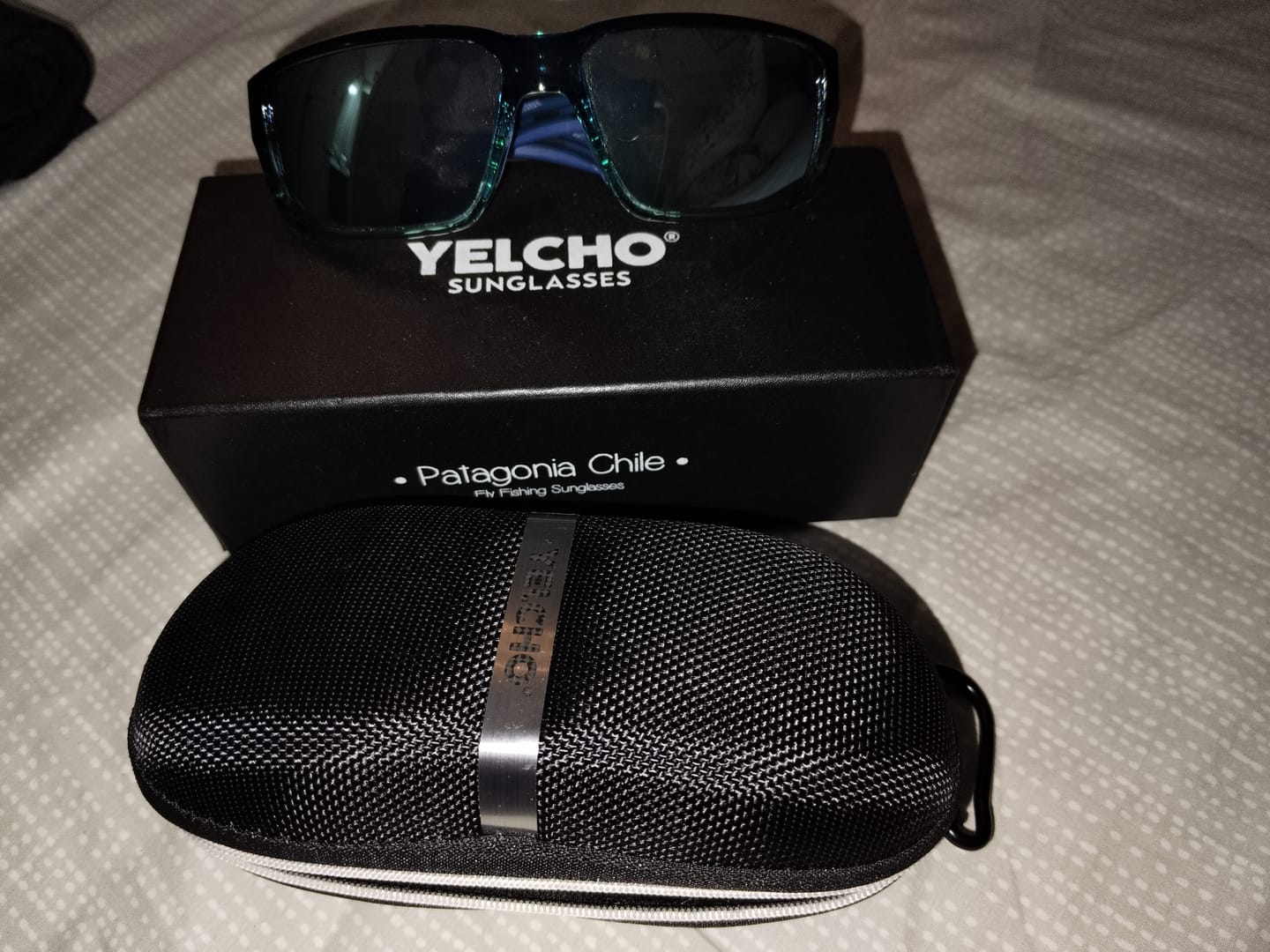 Customer photo review of Serie Y Aqua ICE Blue Polarized - YELCHO®