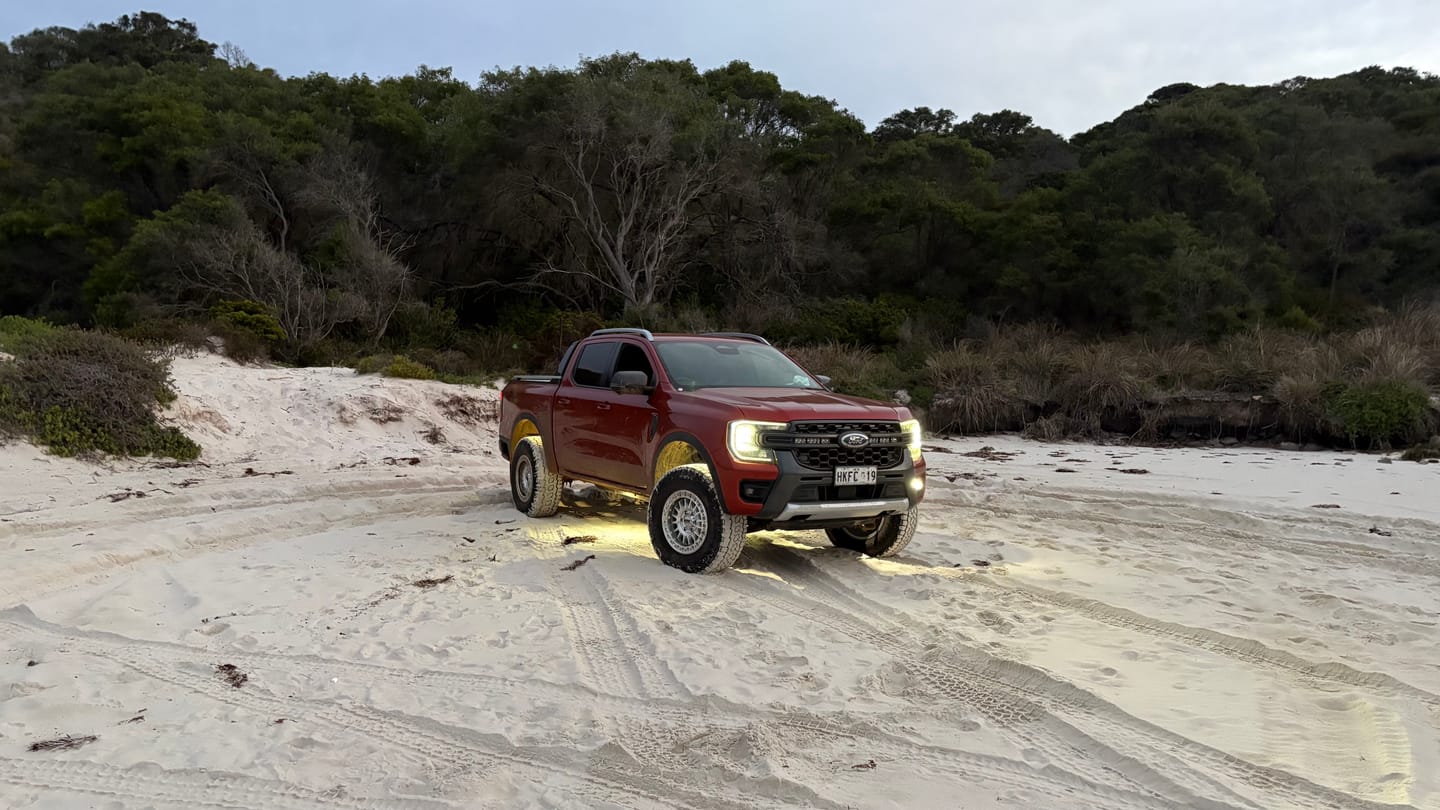 Customer photo review of CX6™ RGBW Rock Lights - 6 Pack