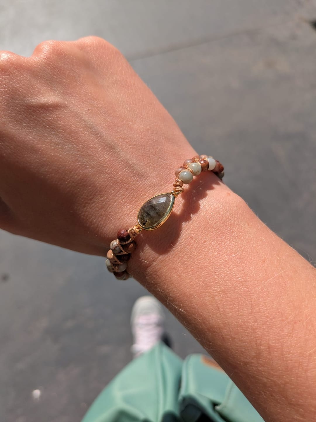 Customer photo review of Bracelet Tressé "Audace" en Jaspe & Labradorite