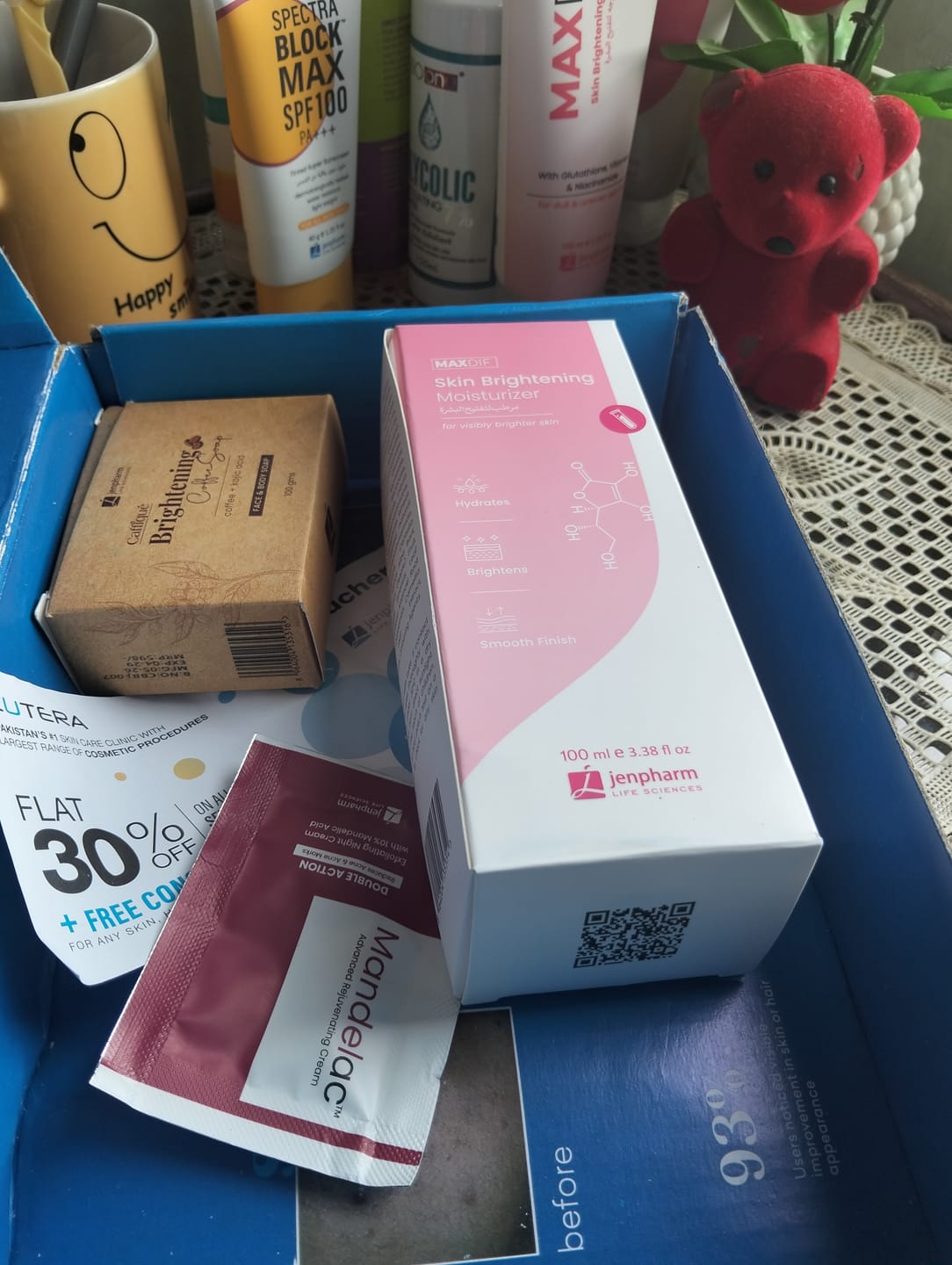 Customer photo review of Maxdif Brightening Moisturizer