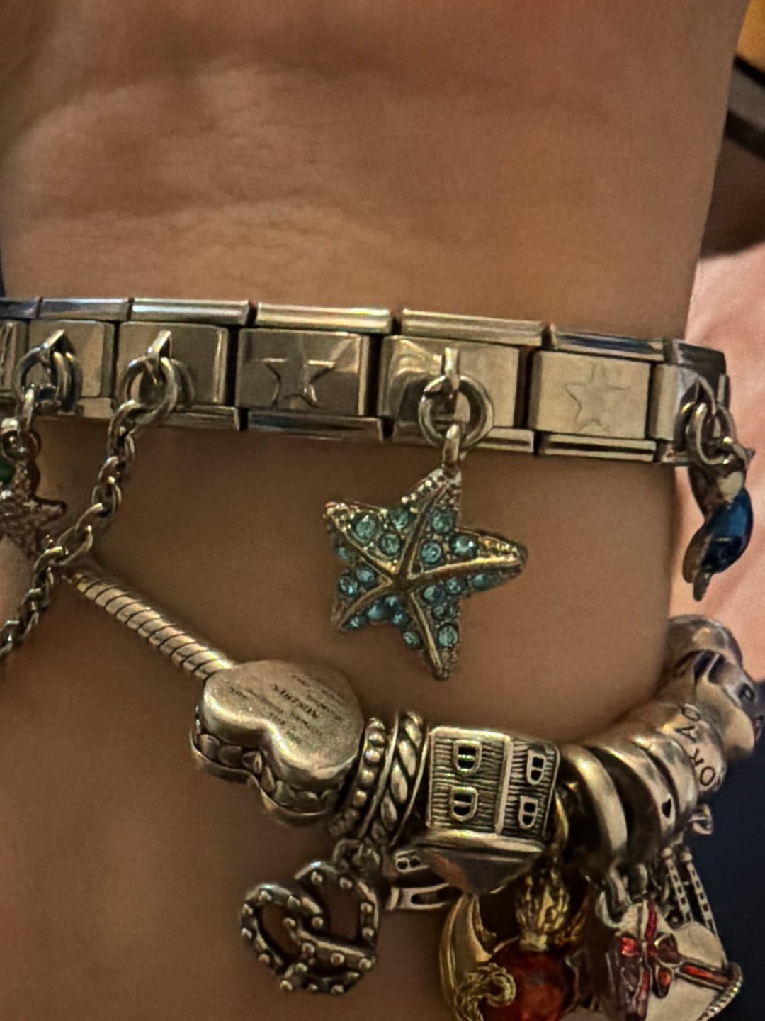 Customer photo review of Charm Colgante Estrella de mar