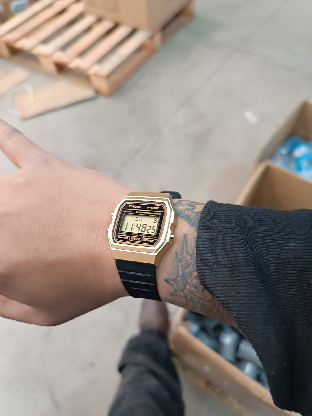 Customer photo review of Reloj Casio Vintage F-91WM-9ADF Dorado/Negro