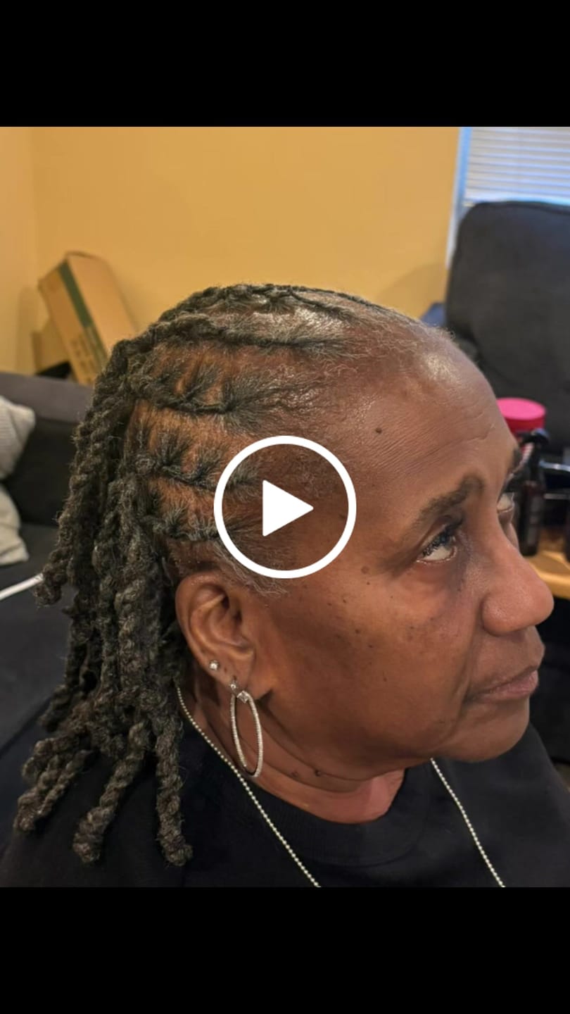 Customer video review of Hydrating Hair Mist