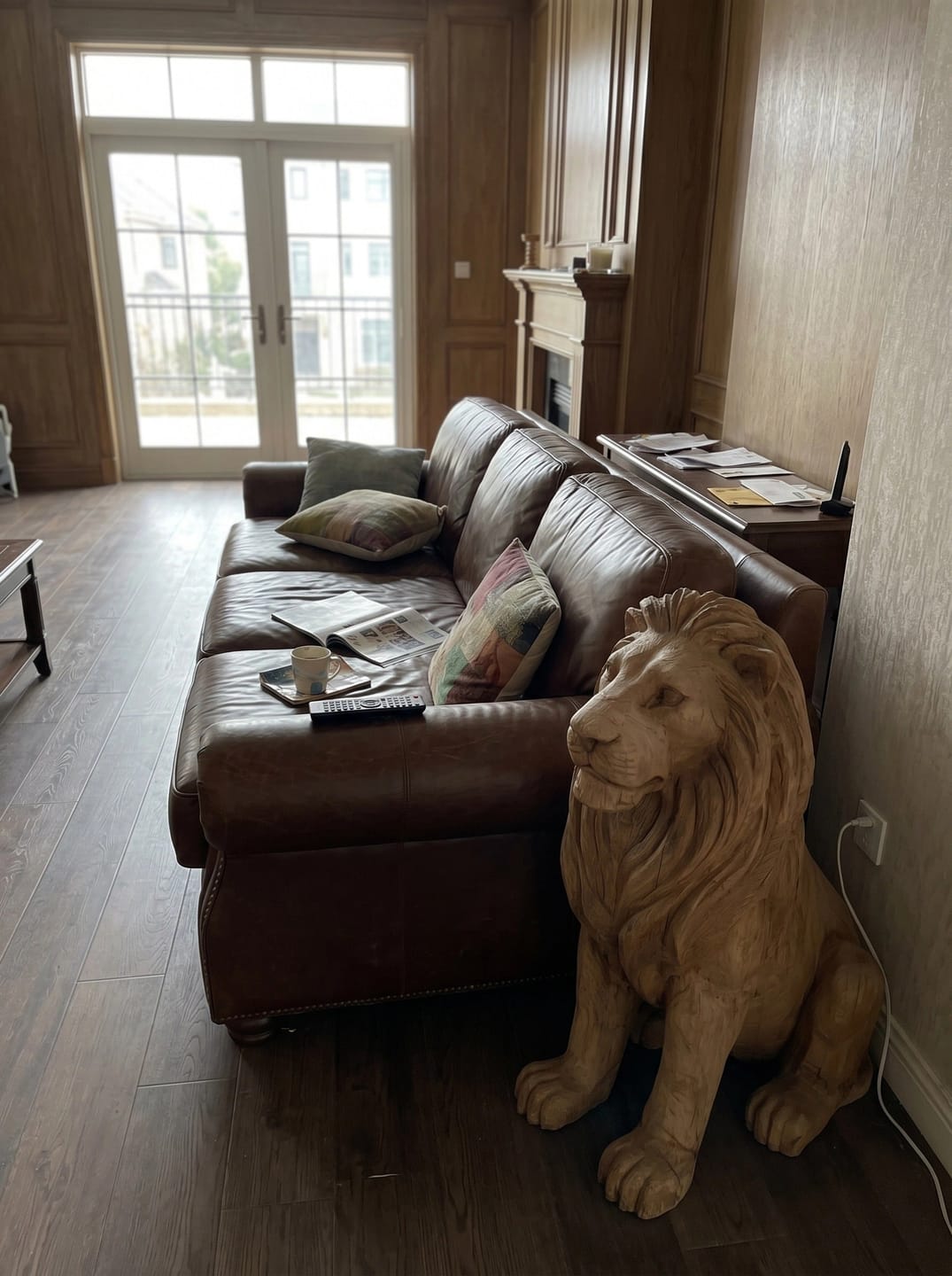 Customer photo review of Rustic Regal: The Hand-Carved Weathered Wood Lion Sculpture | Wood Sculpture