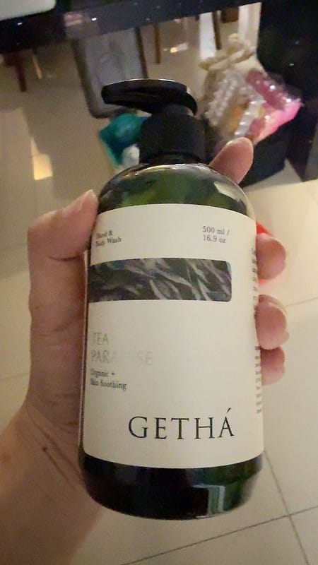 Customer photo review of Getha Premium Botanical Body Wash 500ml