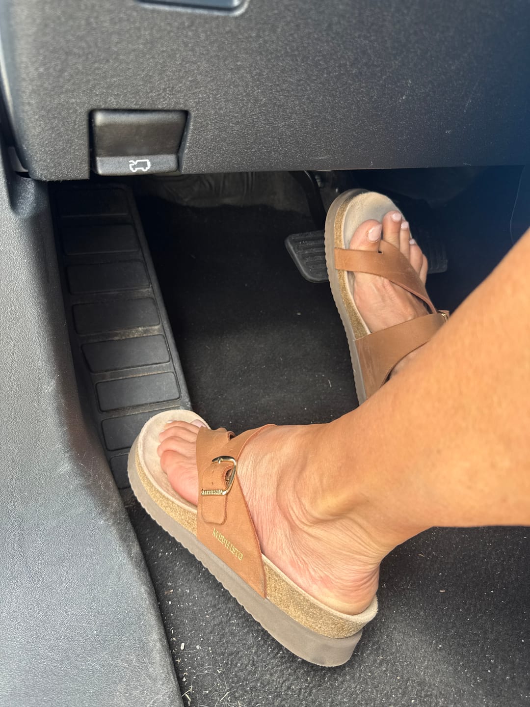 Customer photo review of Helen Classics - Camel