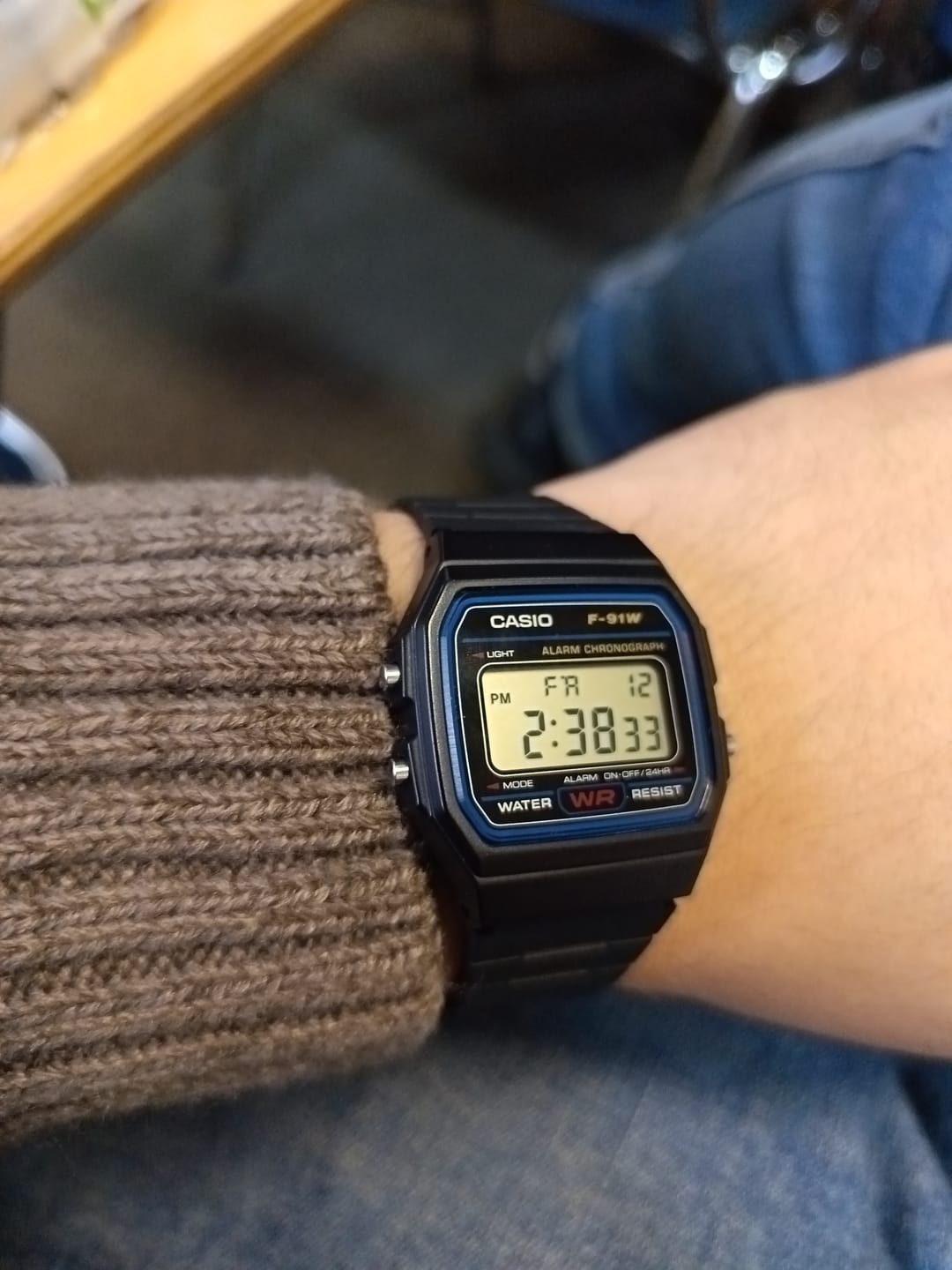 Customer photo review of Reloj Casio Vintage F-91W-1DG Clásico Líneas Azules