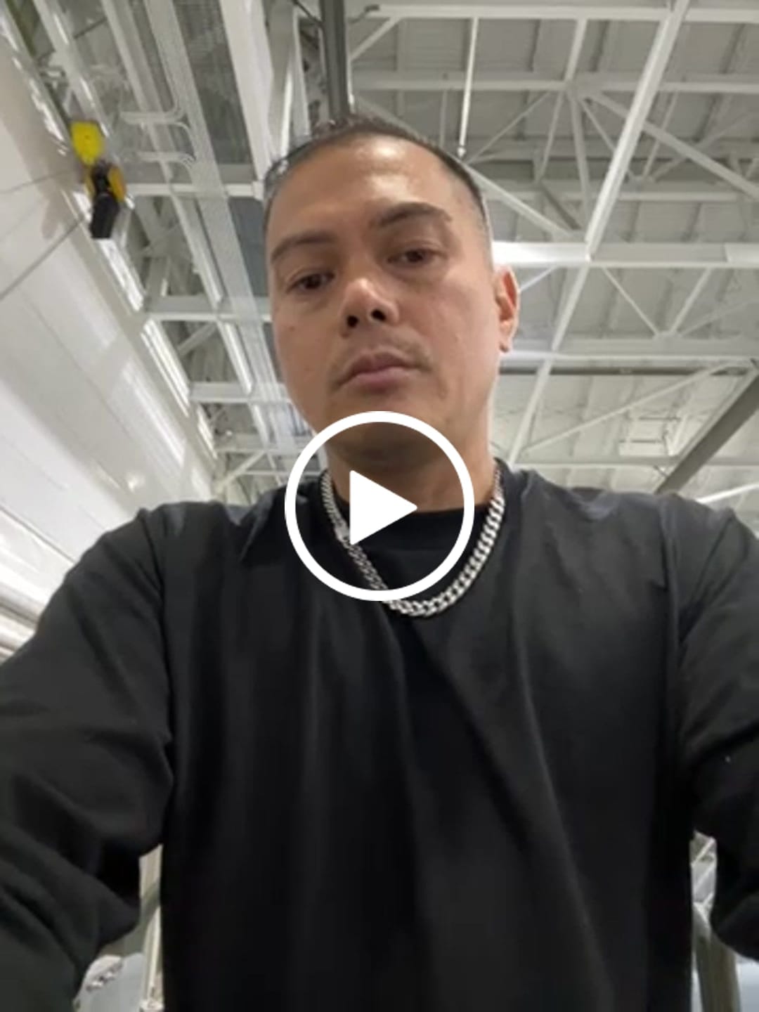 Customer video review of 10MM Cuban Chain