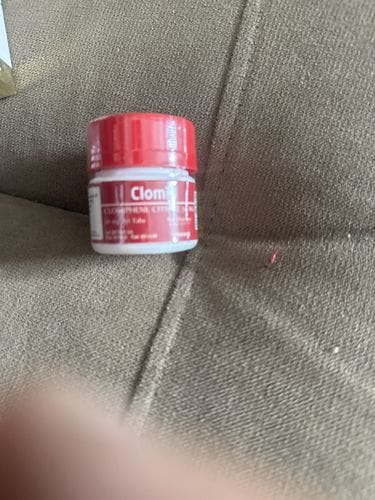 Customer photo review of CLOMID | Clomifeno Citrato 50mg 50 tabs