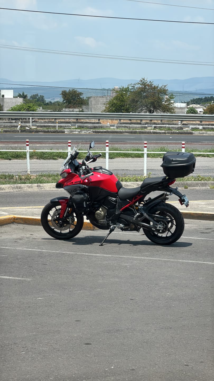 Customer photo review of LOBOO Wanderer BHGB05T — 300KG Inflatable Bag for 25mm Crash Bars