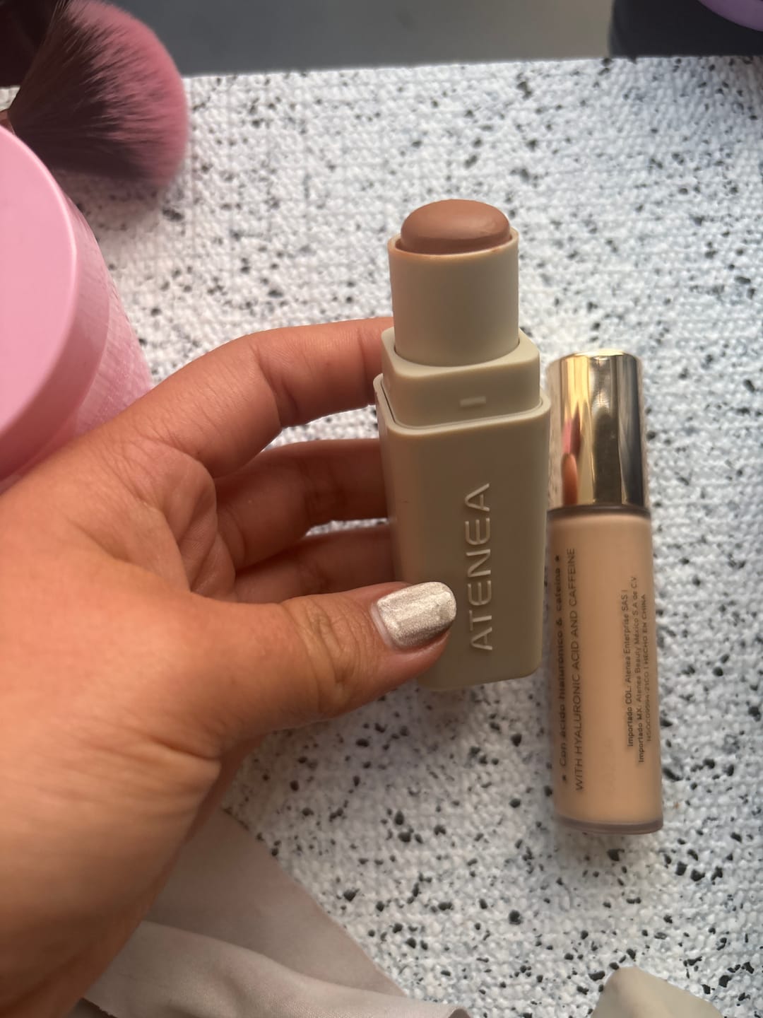 Customer photo review of BRONZER CREMOSO EN BARRA COLLECTION