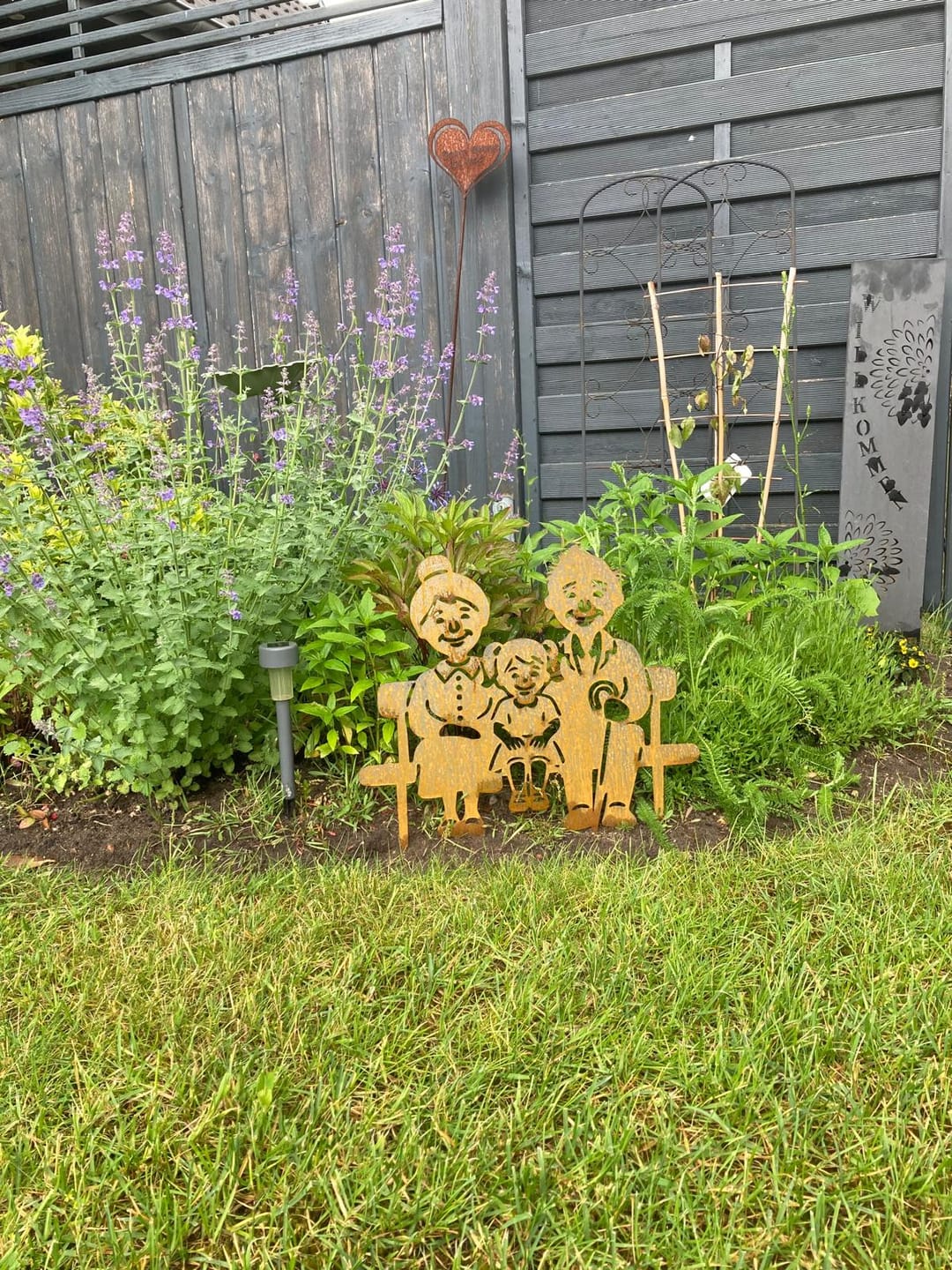 Customer photo review of Gartenstecker Oma & Opa mit Enkelin