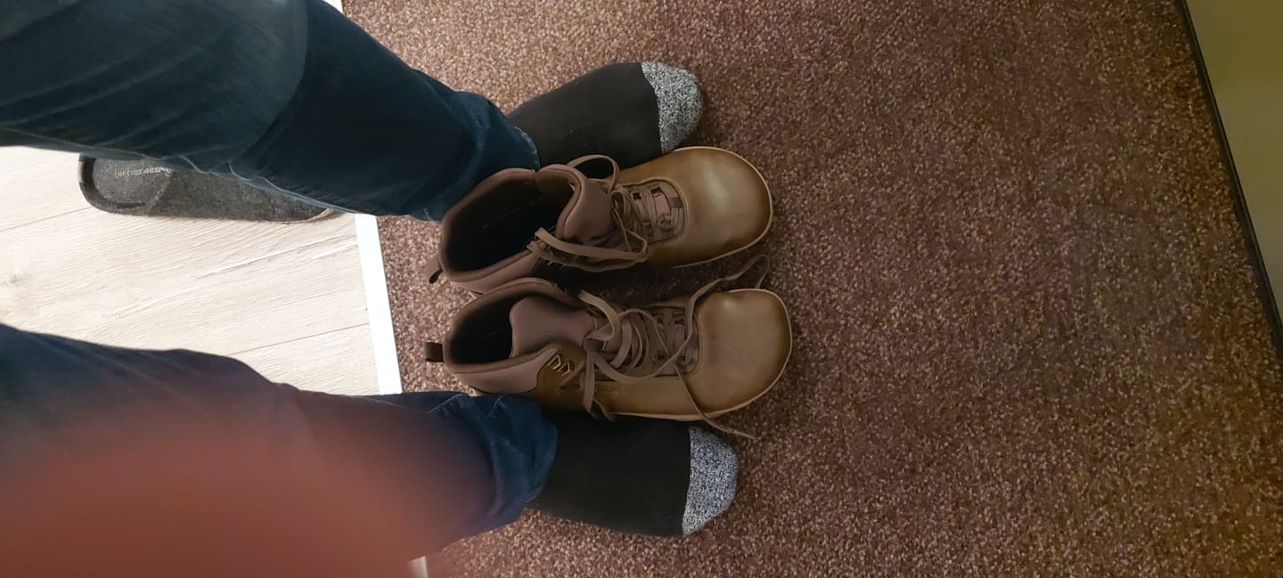Customer photo review of Vaistoa Uoma 2 | Barefoot Trekking Boots