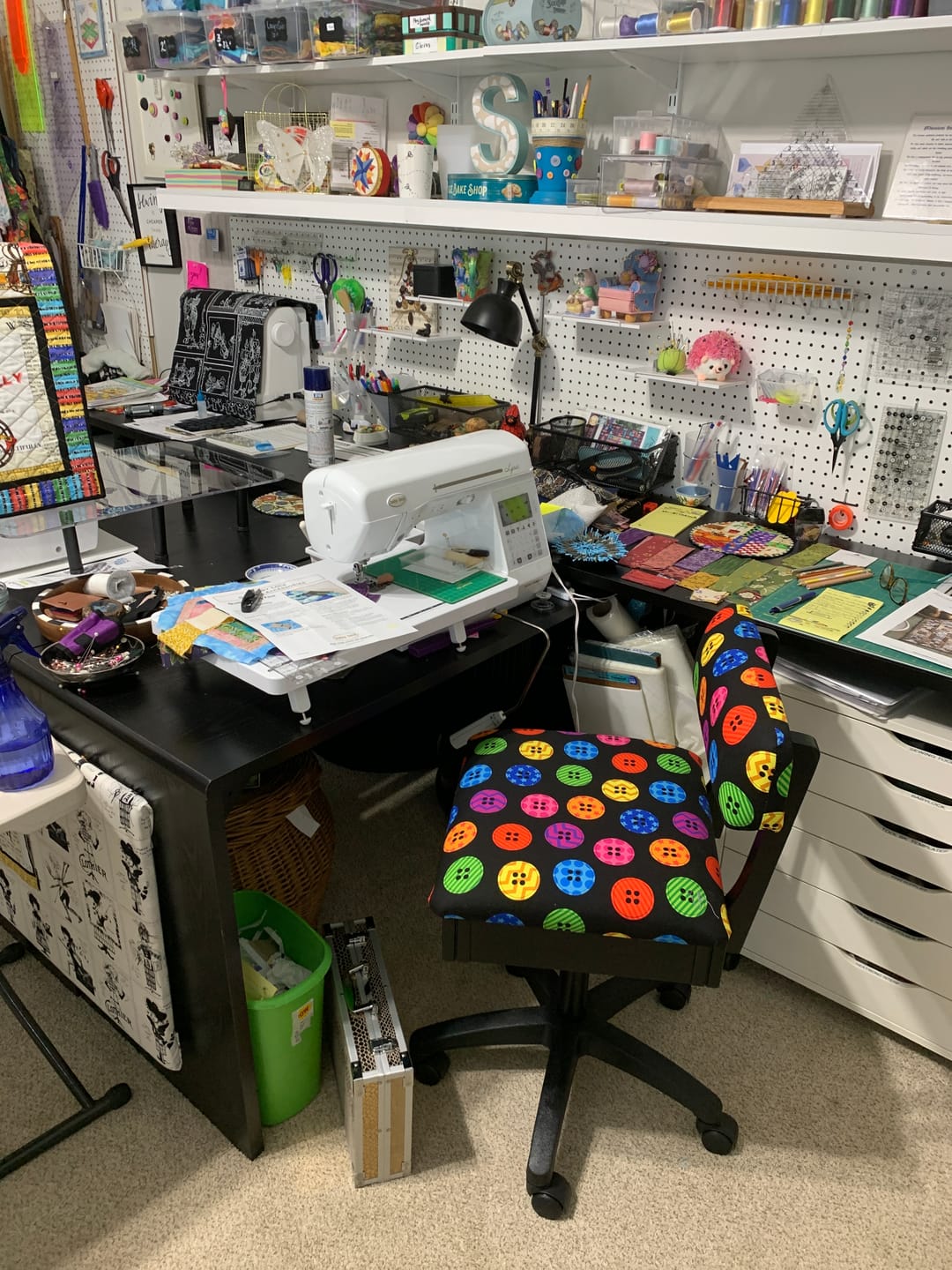 Customer photo review of Arrow Hydraulic Sewing Chair