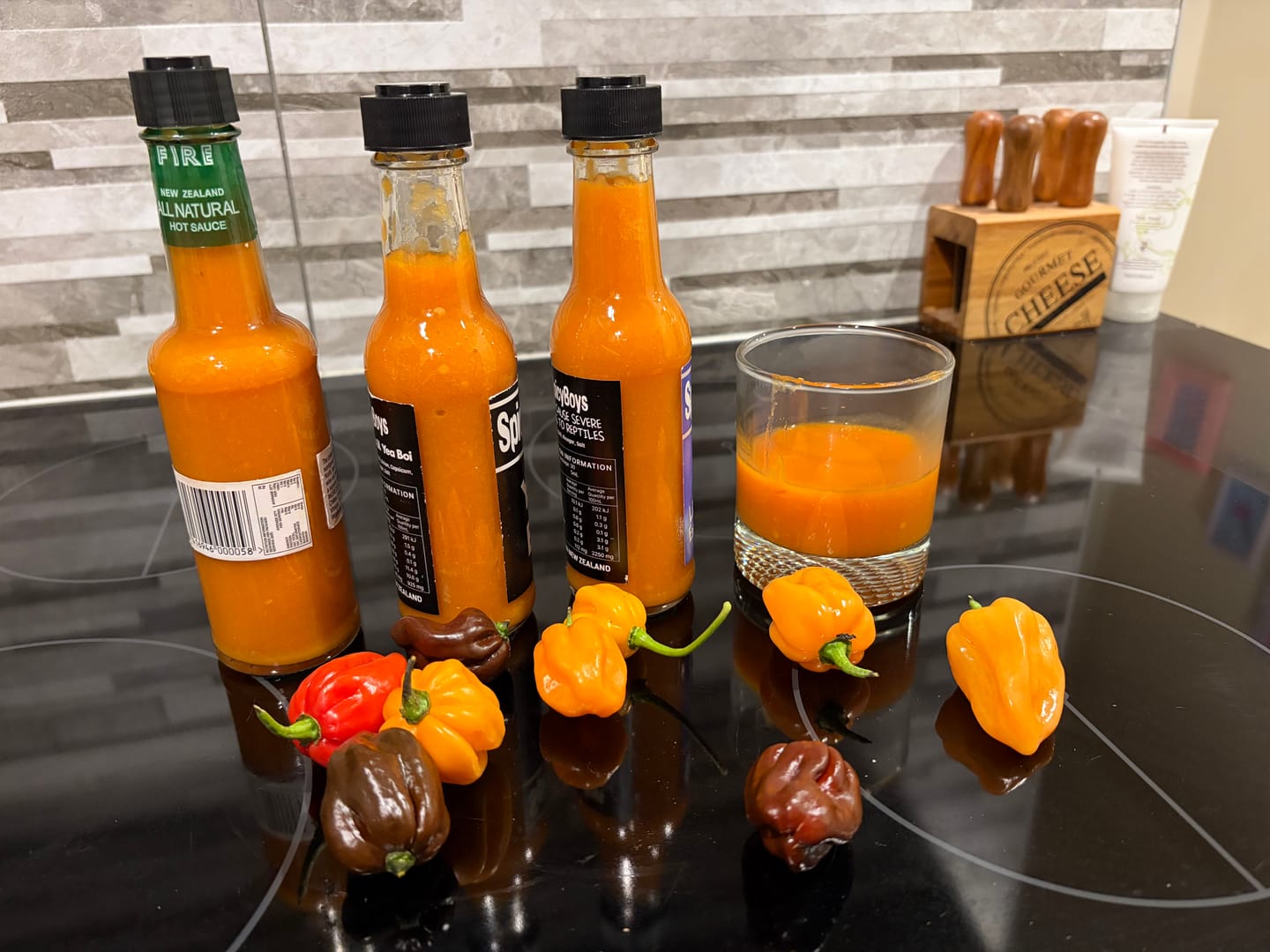 Customer photo review of Fresh Mixed Habanero Chillies