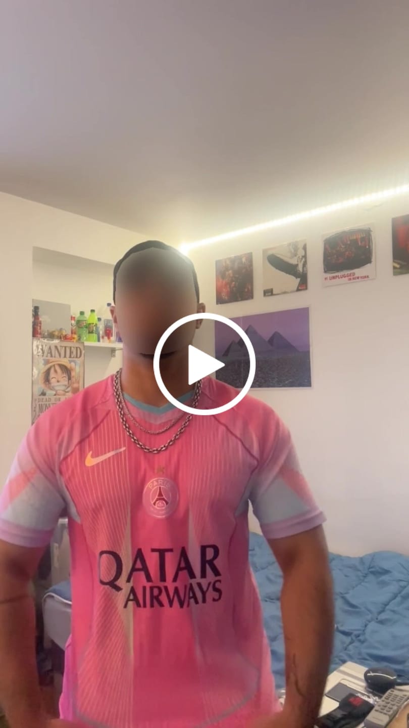 Customer video review of Maillot PSG concept 2025-26
