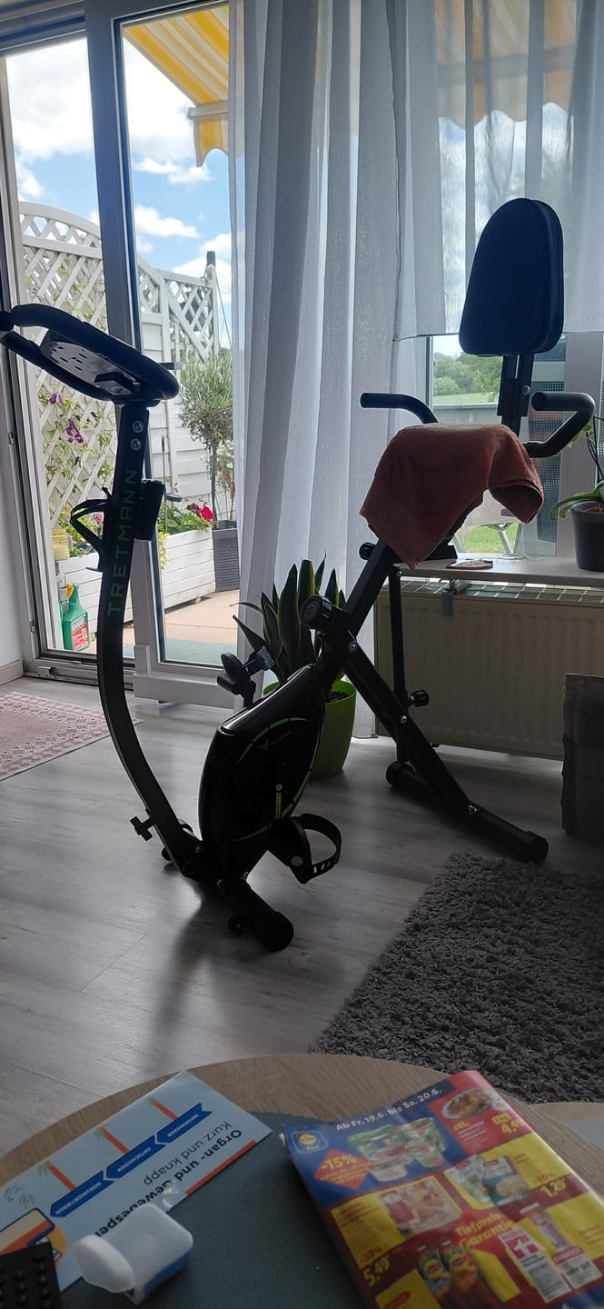 Customer photo review of Tretmann RIDE- Heimtrainer mit tiefem Einstieg