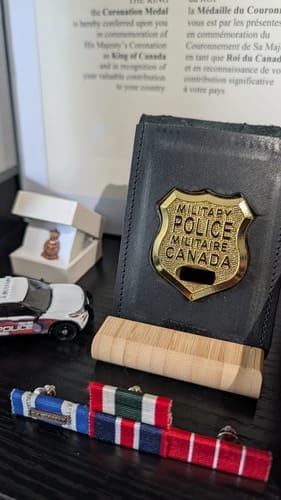Customer photo review of Design By your photo Professional Custom Badge Moive props