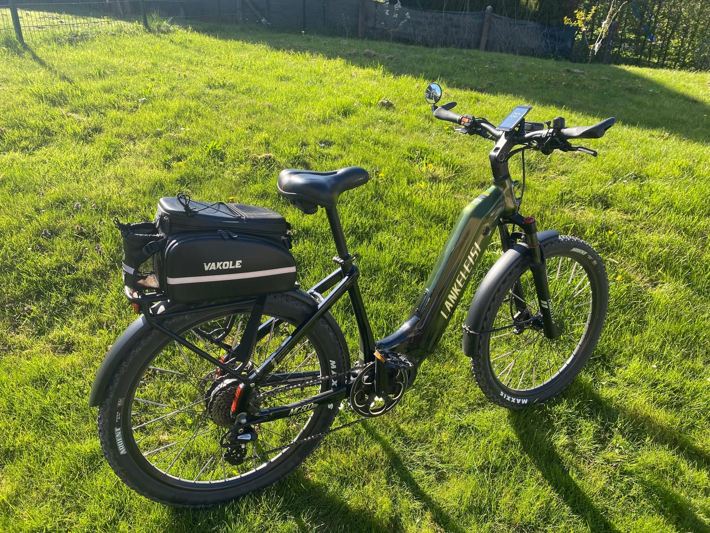 Customer photo review of Vakole Waterproof Bike Rack Bag With Large Capacity (17-35L)