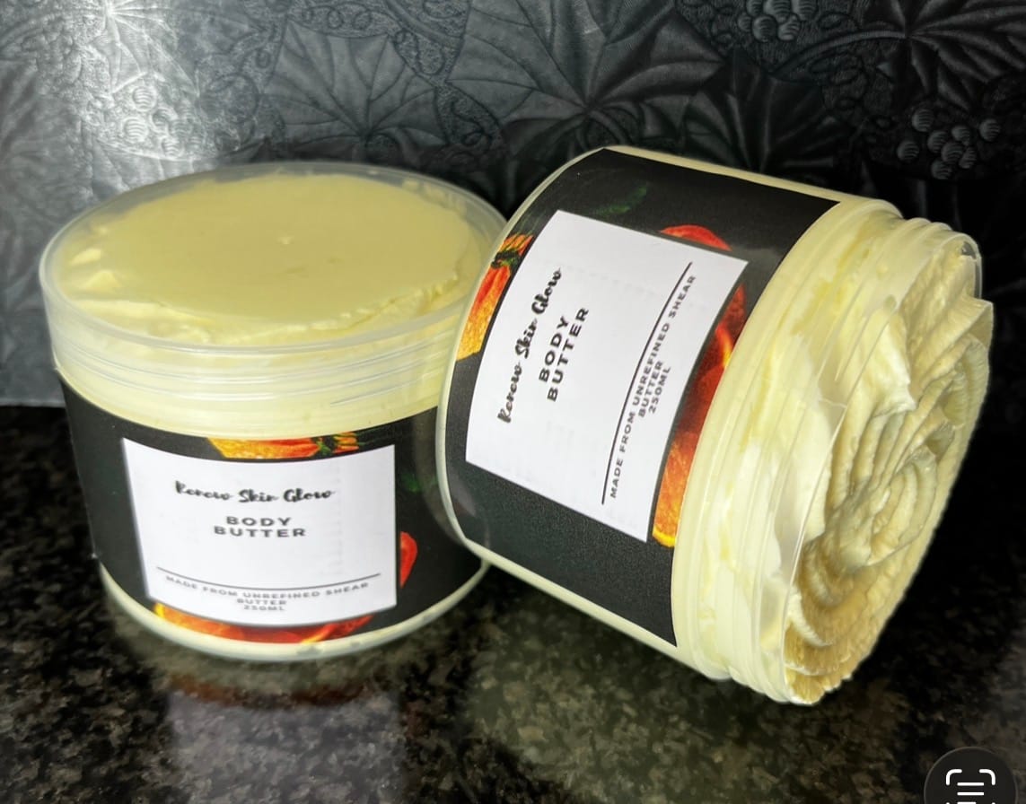 Customer photo review of 250 g Cosmetic Jar (85 mm neck) - Natural with Black Lid