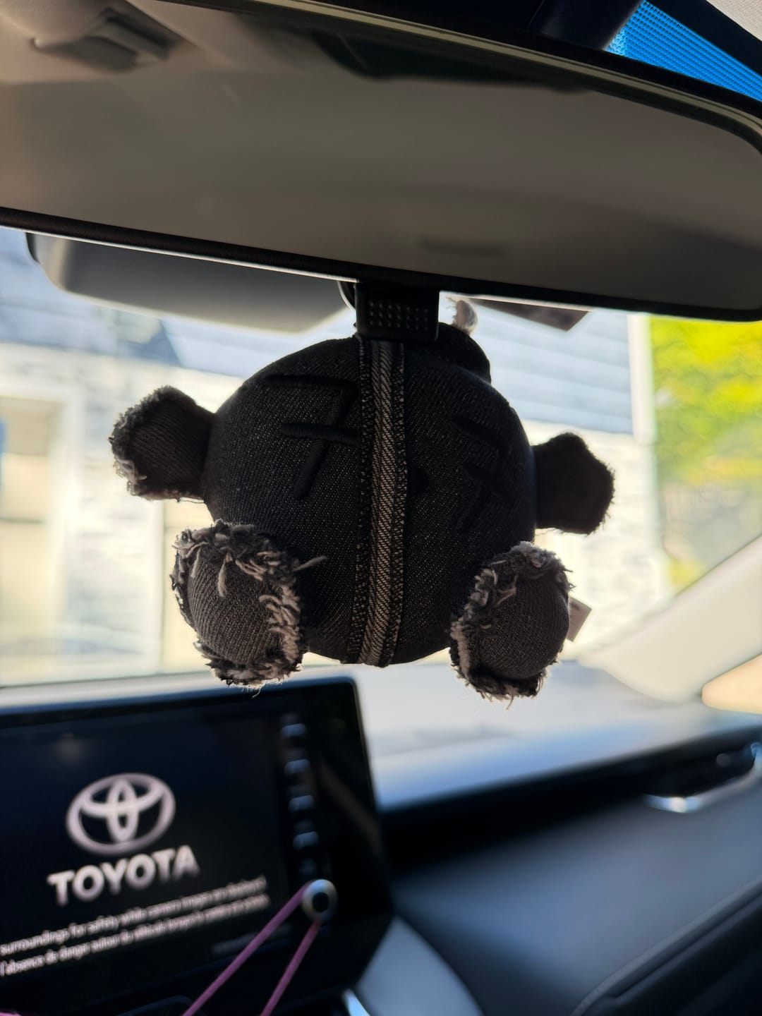 Customer photo review of BTS - ARIRANG WORLD TOUR OFFICIAL MD ARMY BOMB PLUSH KEYRING