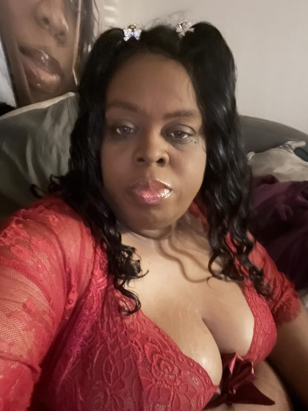 Customer photo review of Ensemble lingerie en dentelle 3 pièces avec kimono