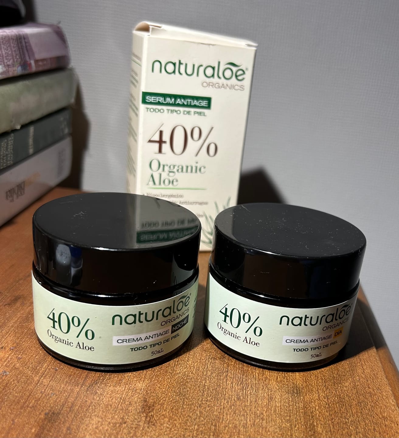 Customer photo review of Set Antiage Crema día SPF30 + Crema/Gel Noche