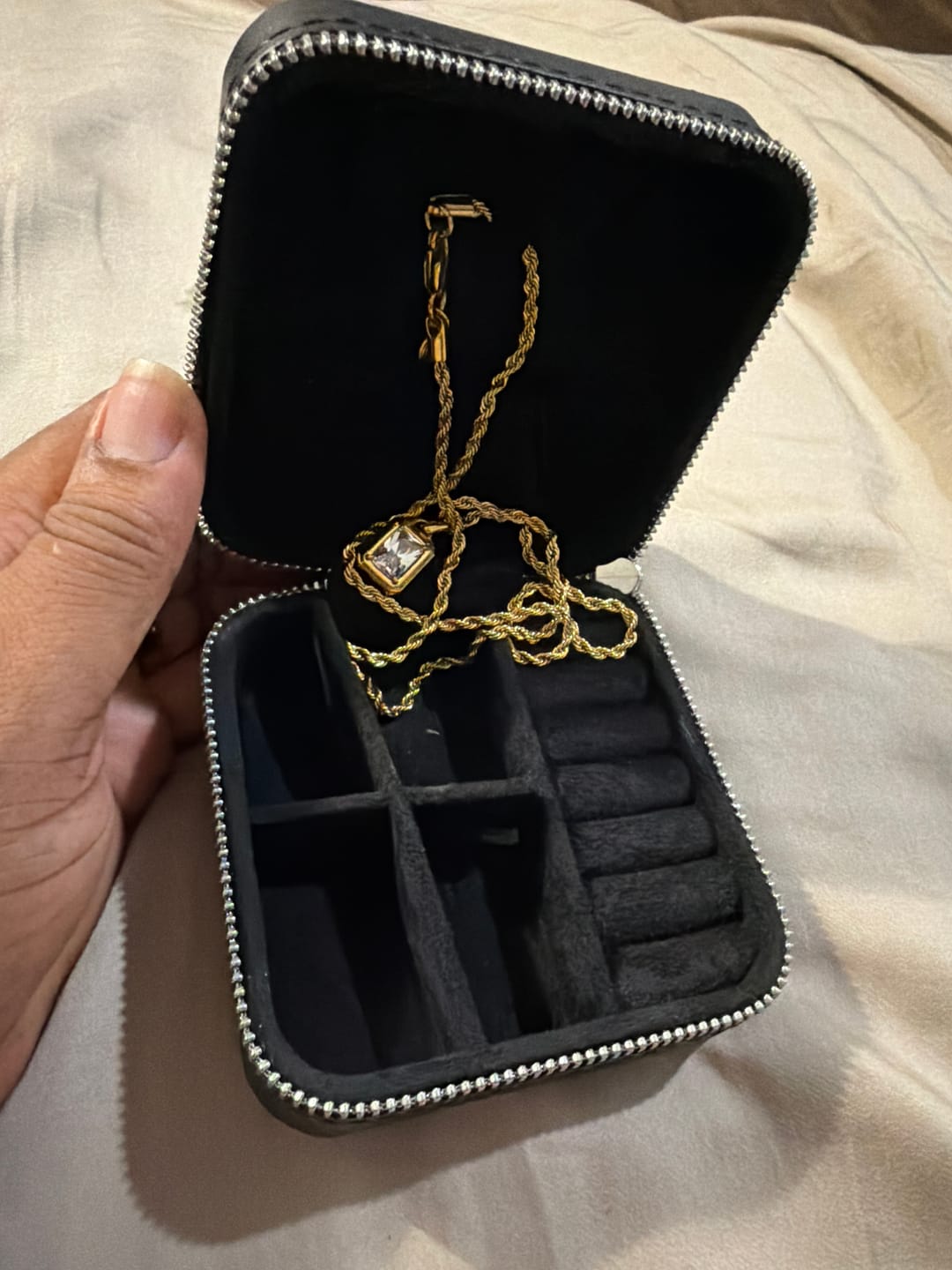 Customer photo review of Travel Box - L