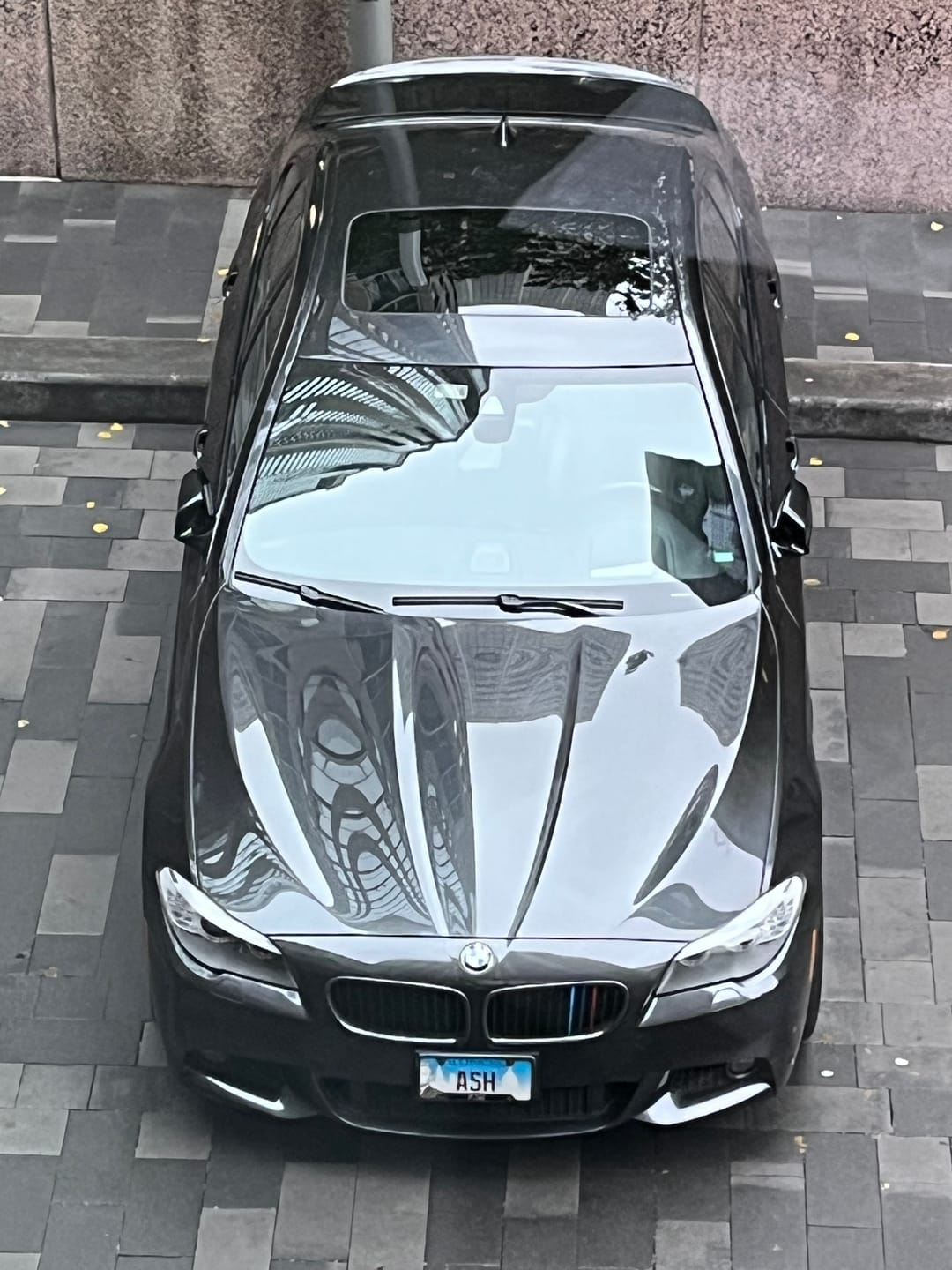 Customer photo review of SPCRSO Inner Door Pull Handle Panel Cover. Covering Panel for BMW 5 Series F10/F11 Models. no-disassembly car Door. Suitable for BMW 520. 523. 525. 528. 530. 535 from 2011 to 2017
