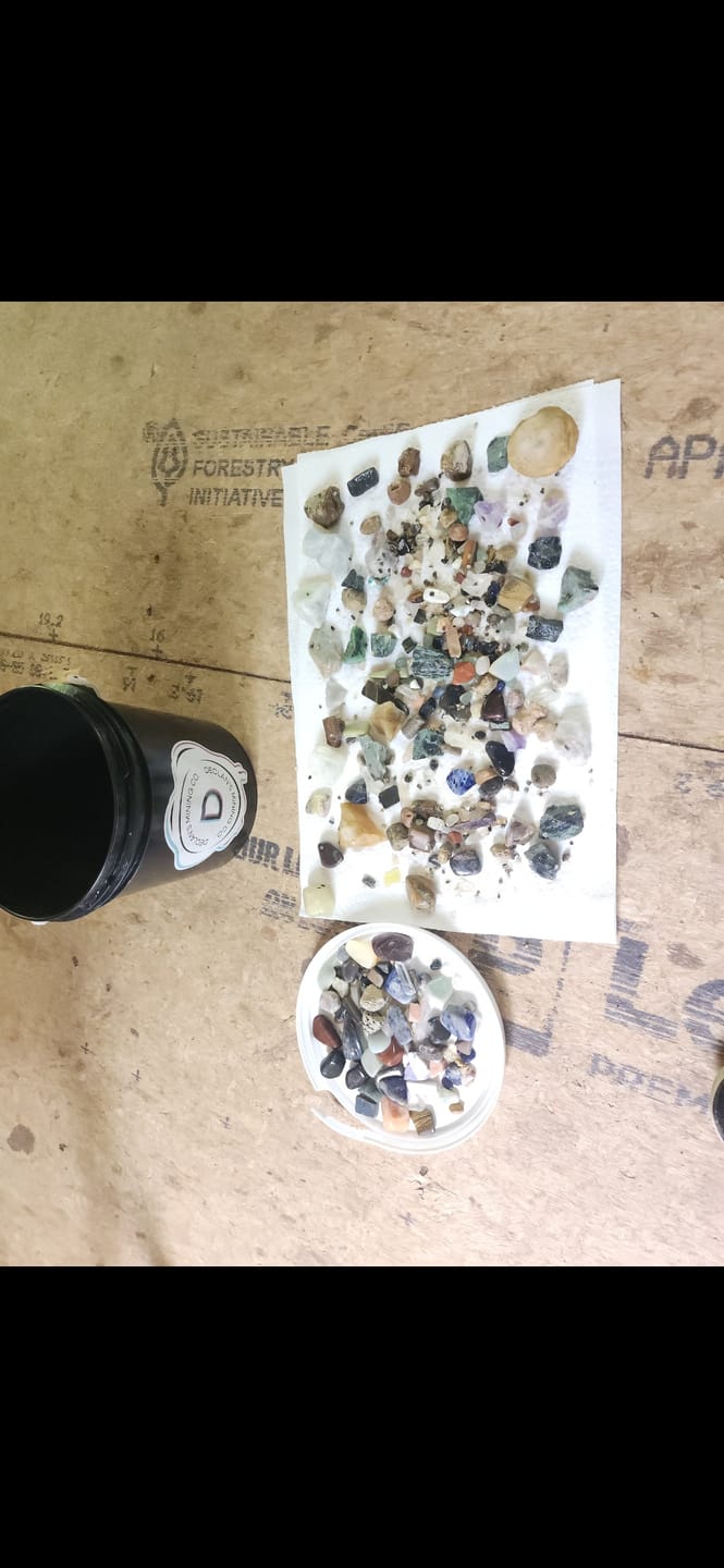 Customer photo review of Declan’s Mix Bucket