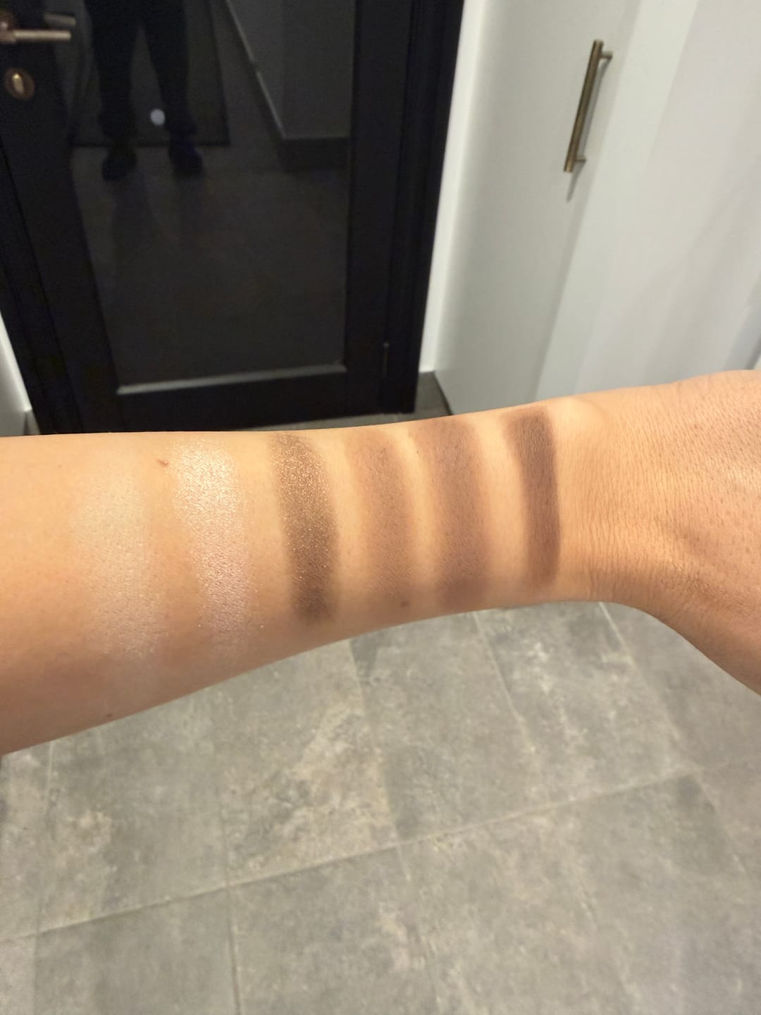 Customer photo review of Mineral Eyeshadow Palette