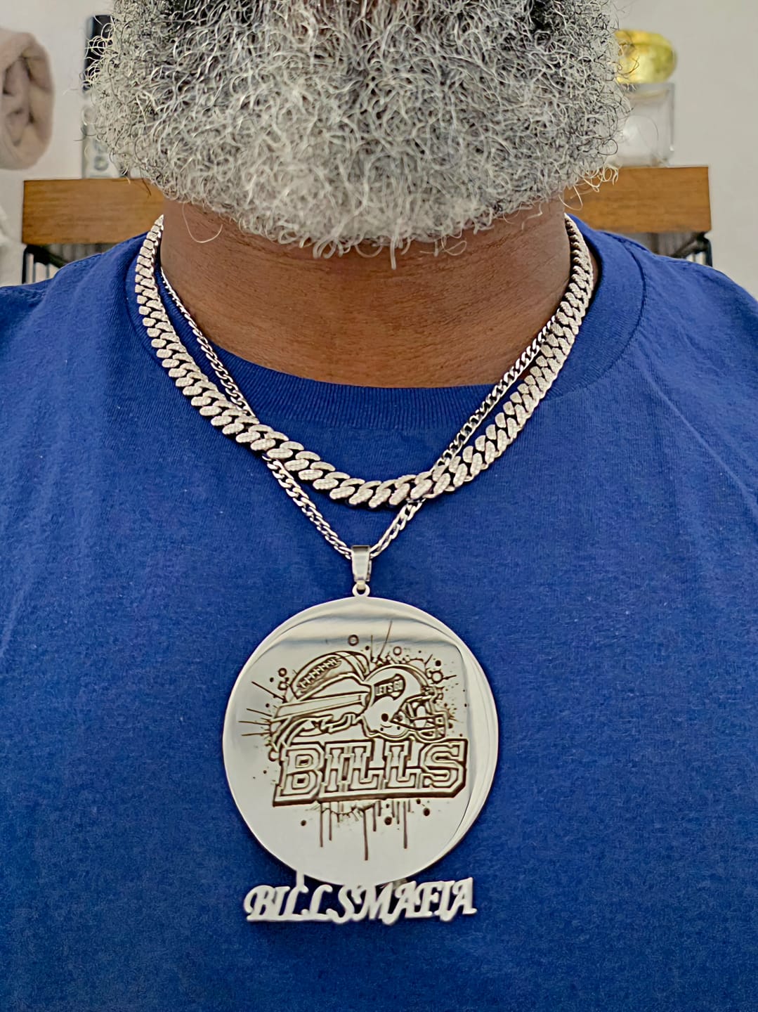 Customer photo review of Custom Logo Engraved Photo Pendant Necklace