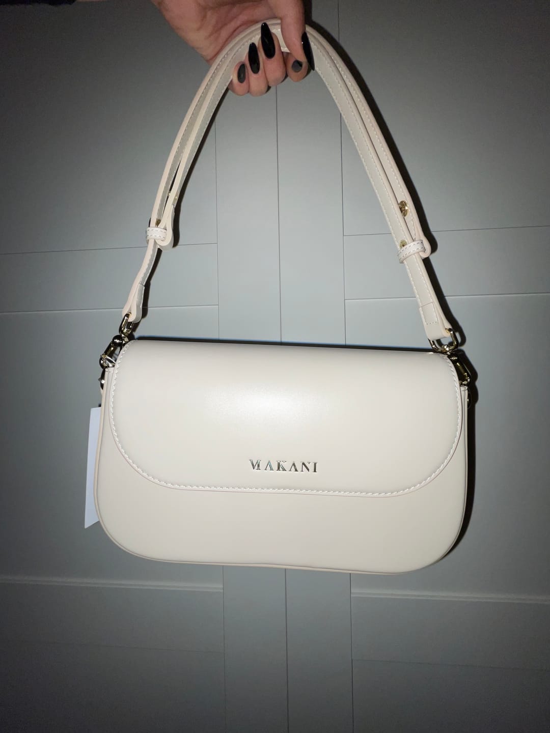 Customer photo review of CHLOIE - CREME