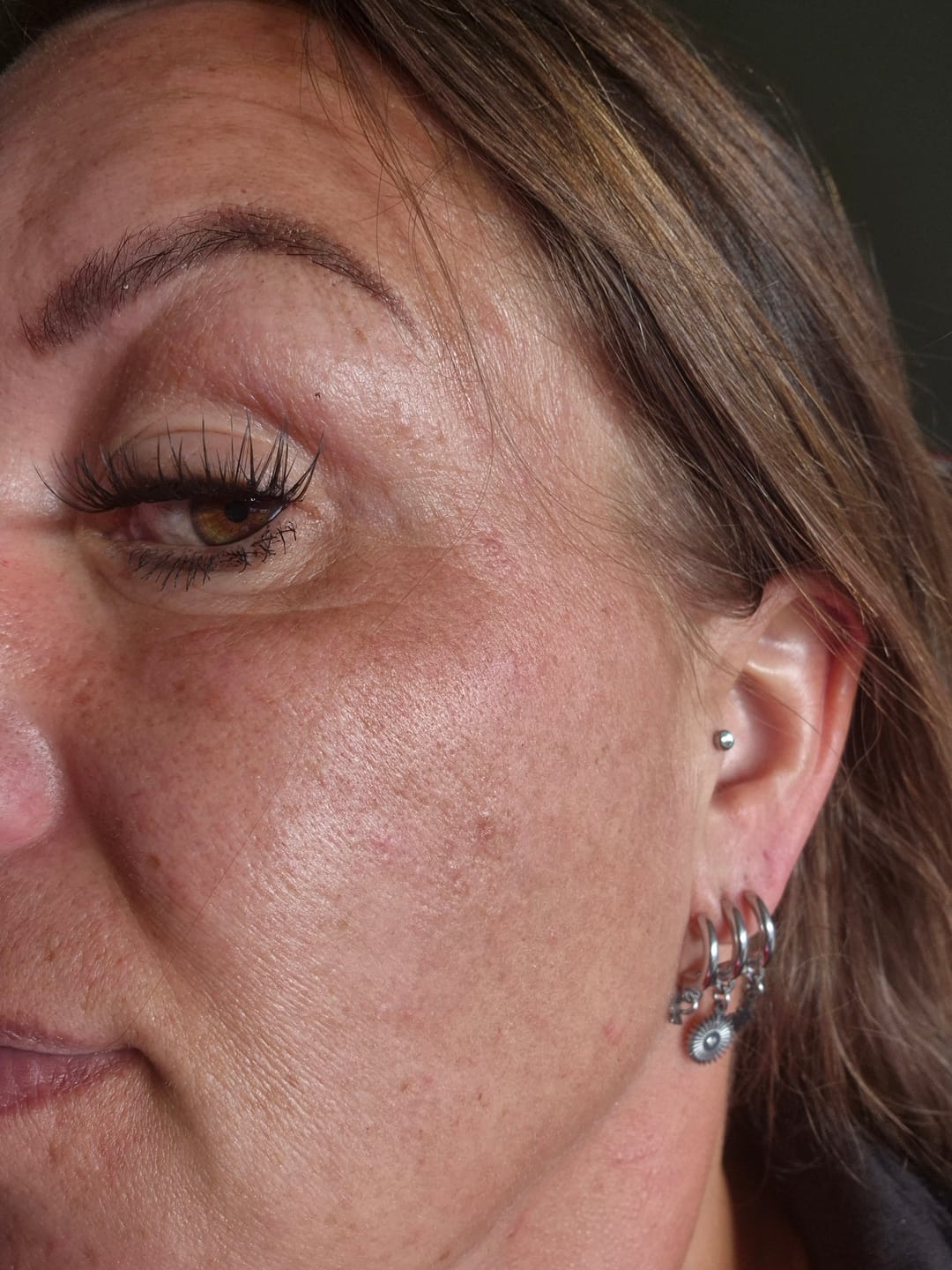 Customer photo review of Single lashes (different lengths) | Whispy Light