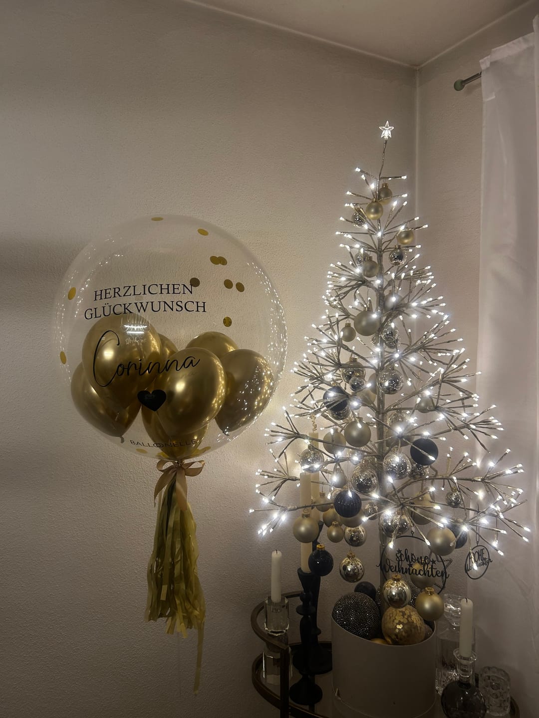 Customer photo review of Golden Designer Ballon