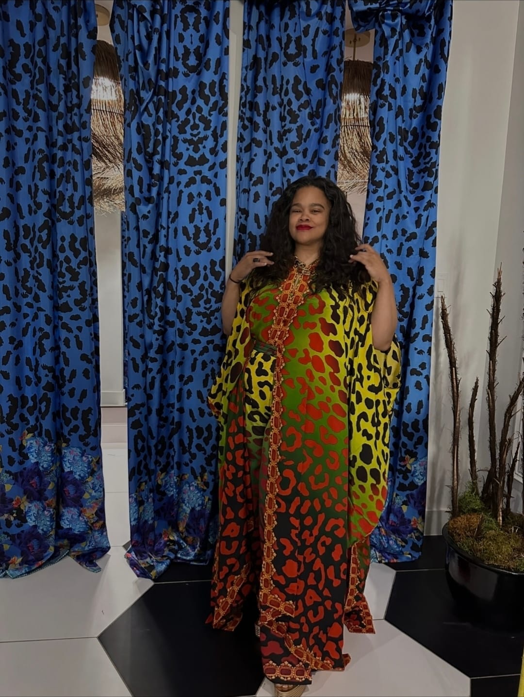 Customer photo review of Nawara Goddess Kaftan