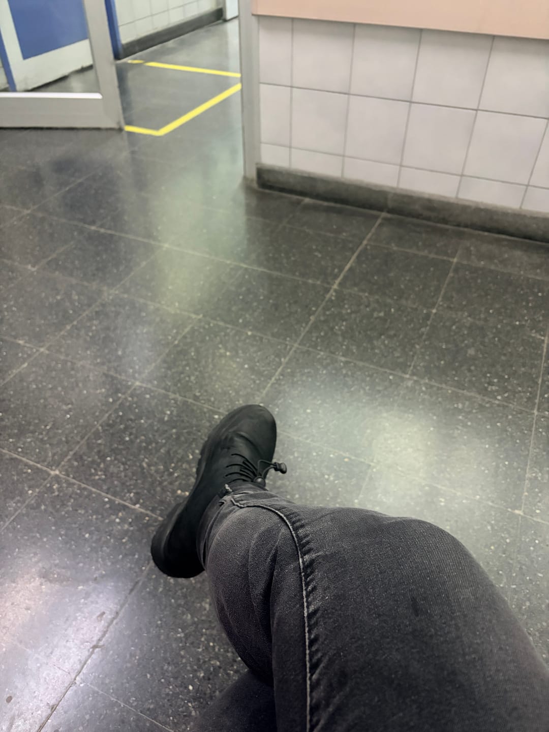 Customer photo review of Botín Explorer 2 Negro Rústico Mujer