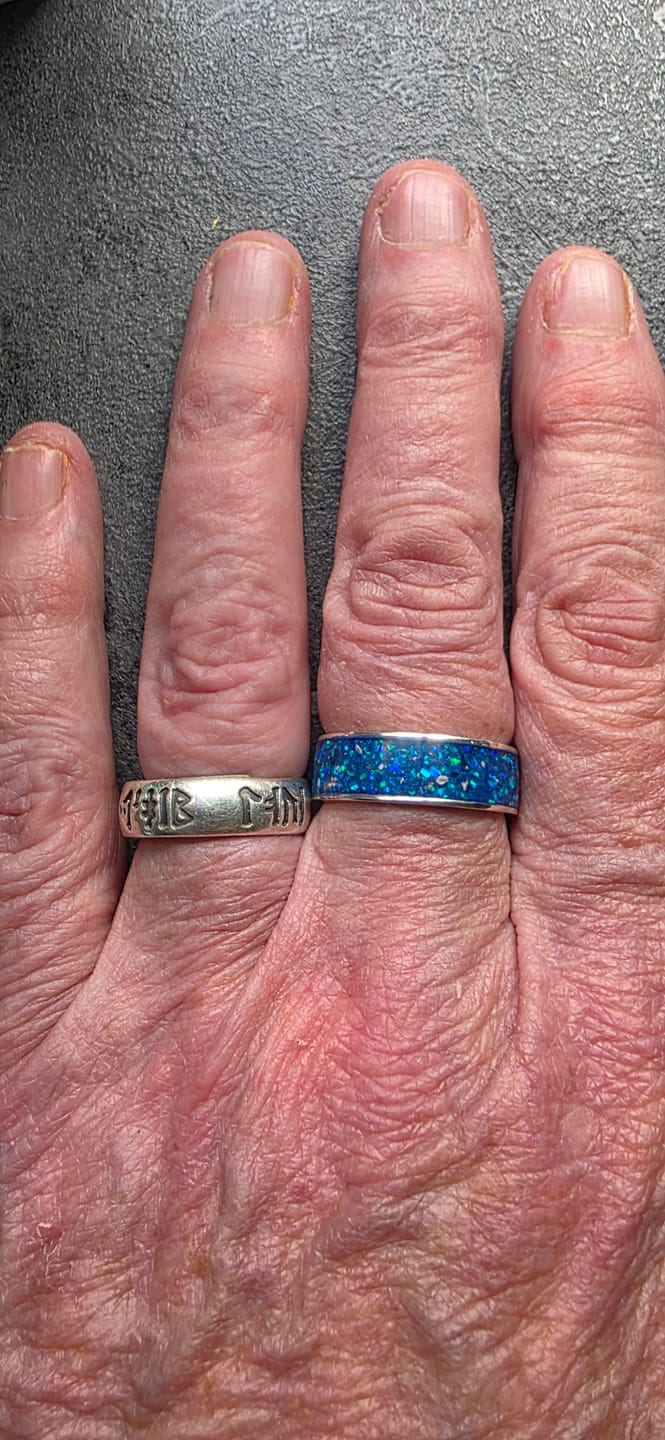 Customer photo review of Mens Silent Bond Solid Silver Channel Ring
