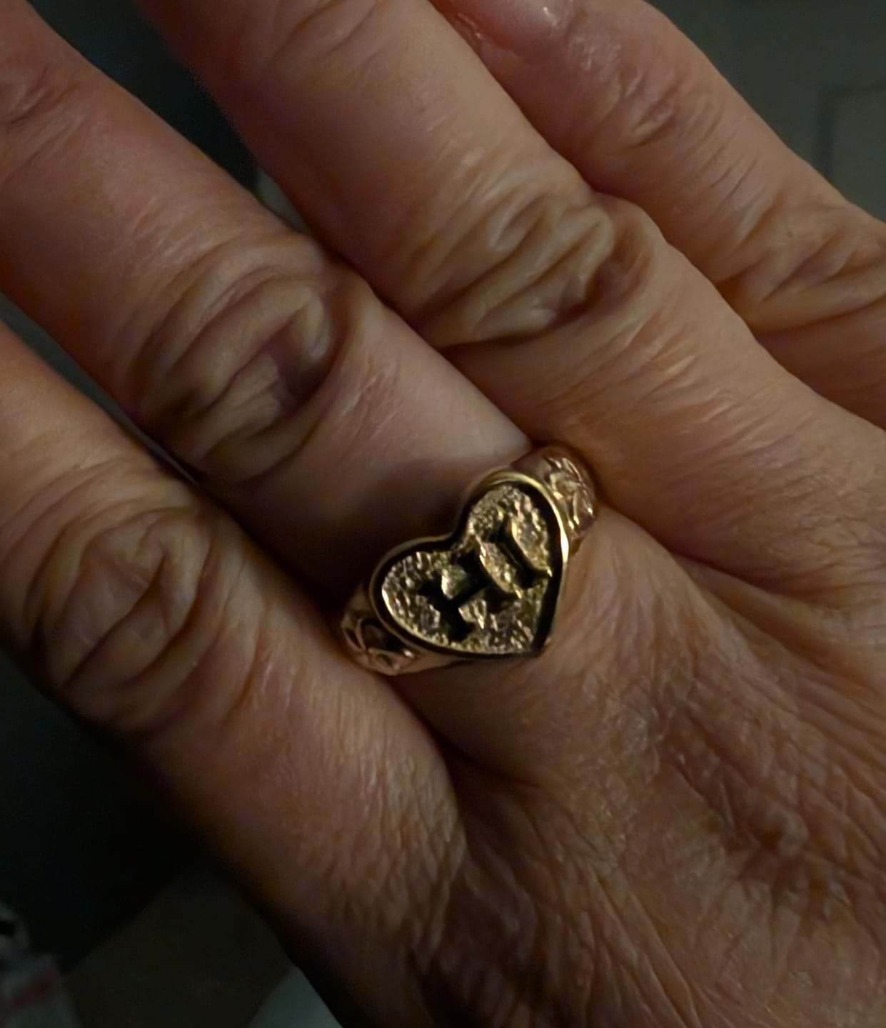 Customer photo review of Plumeria Hawai'i Signet Ring