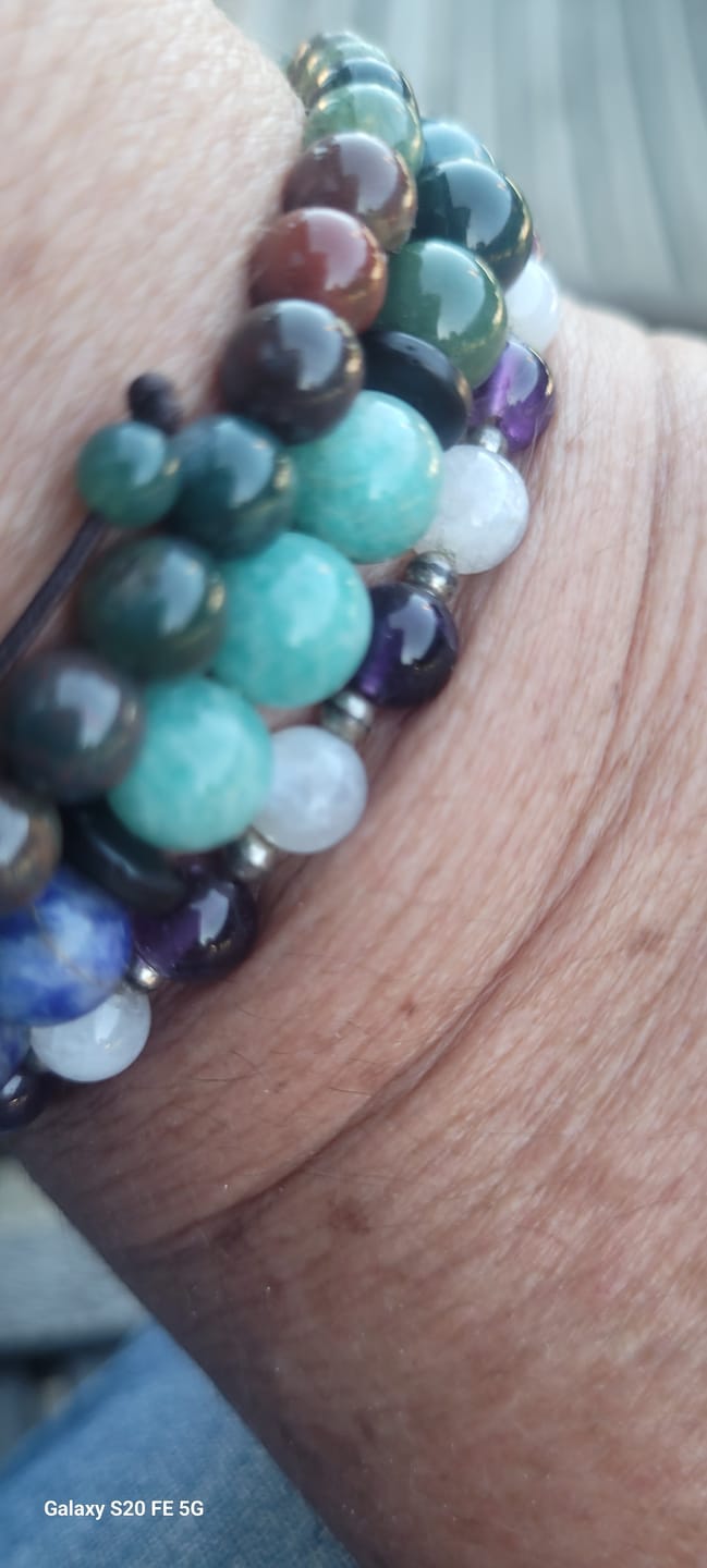 Customer photo review of Bracelet Premium "Harmonisation des 7 Chakras"