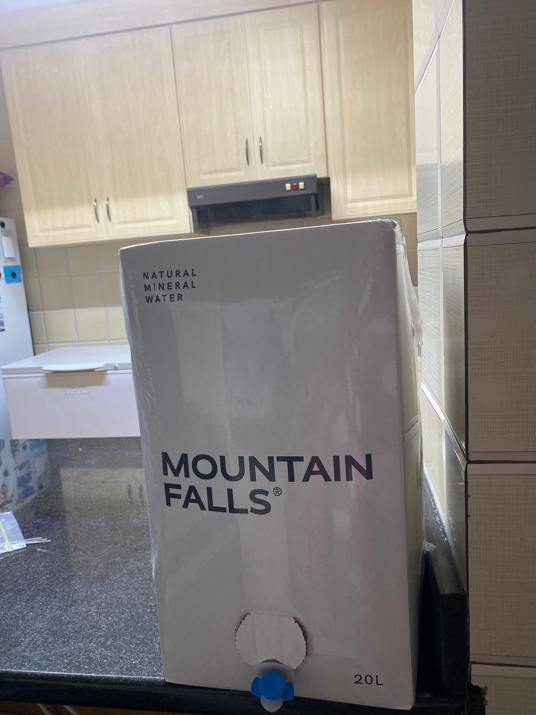 Customer photo review of AcquaBox 15L - Still Mineral Water (on tap Bag-in-Box)