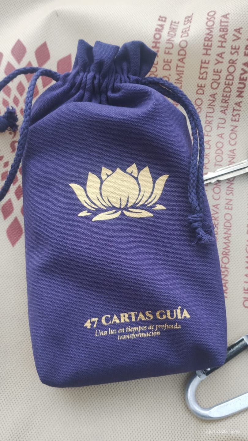 Customer photo review of El Gran Despertar: La Era Dorada ✨🌌💛 - Mazo Guía de 47 cartas