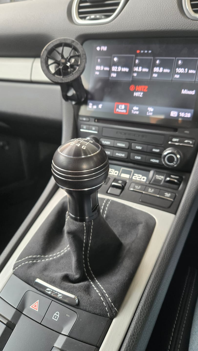 Customer photo review of Short Throw Shifter / Porsche 718, 981, 991, 992