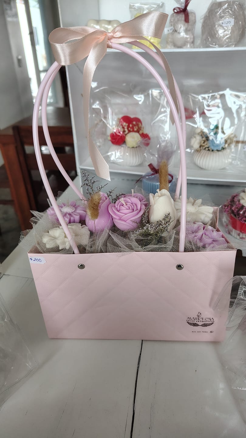 Customer photo review of ✨ Cera Premium Lista para MOLDE – Ideal para Velas de molde ,Waxmelts y figuras decorativas