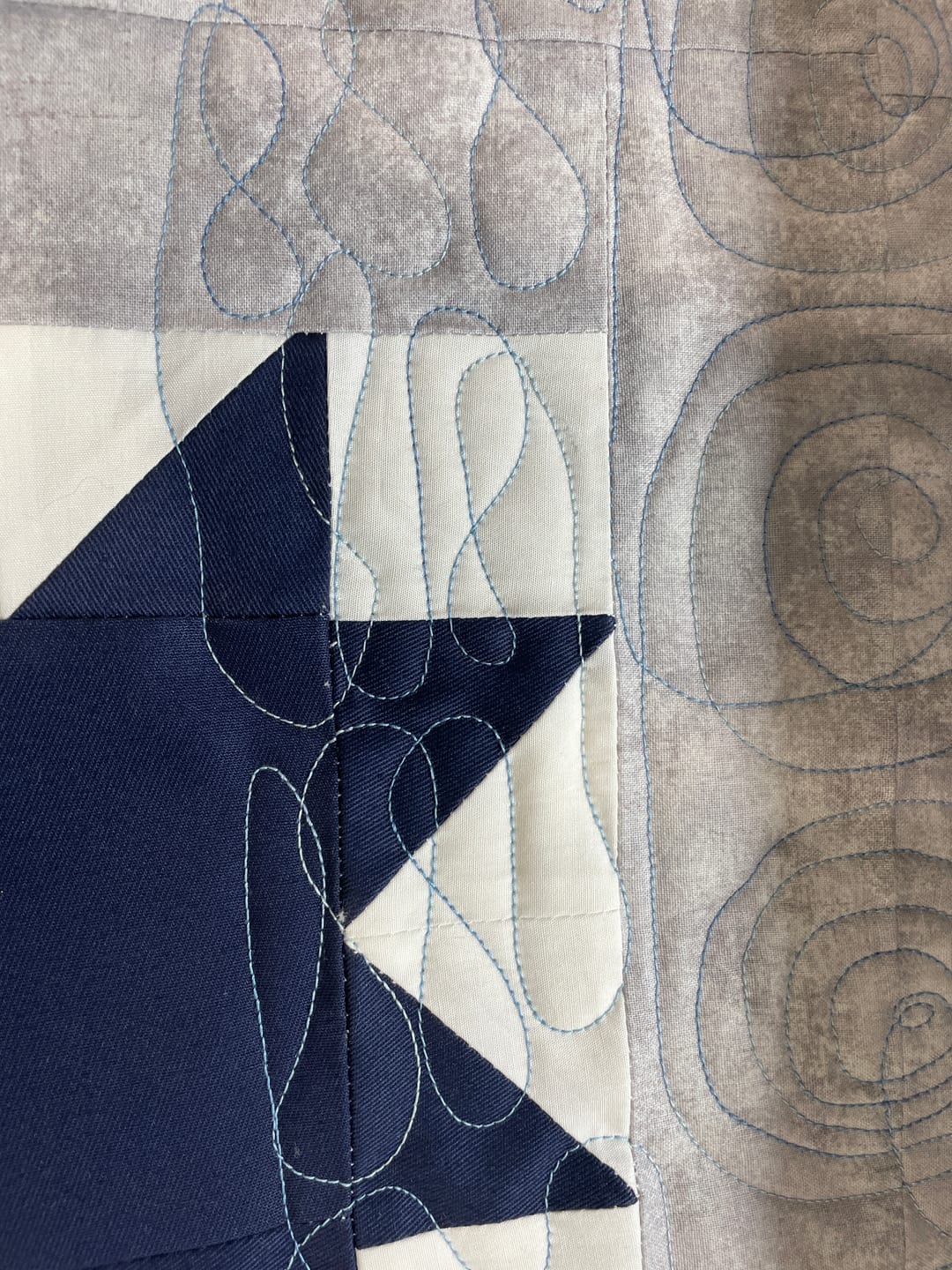 Customer photo review of Signature Variegated Quilting Thread, 3000yds