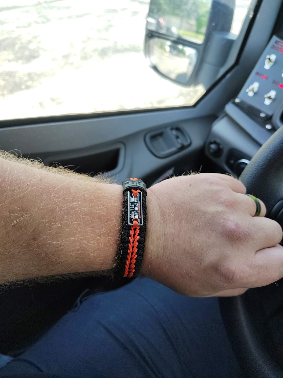 Customer photo review of Hard Days - Paracord Bracelet