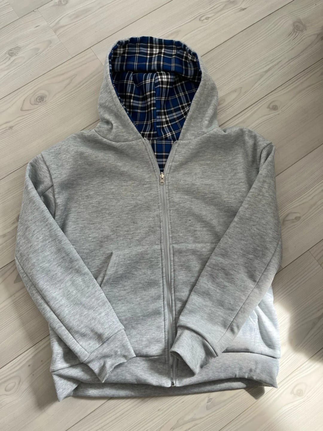 Customer photo review of HOODIES - REVERSIBLE FLANNEL