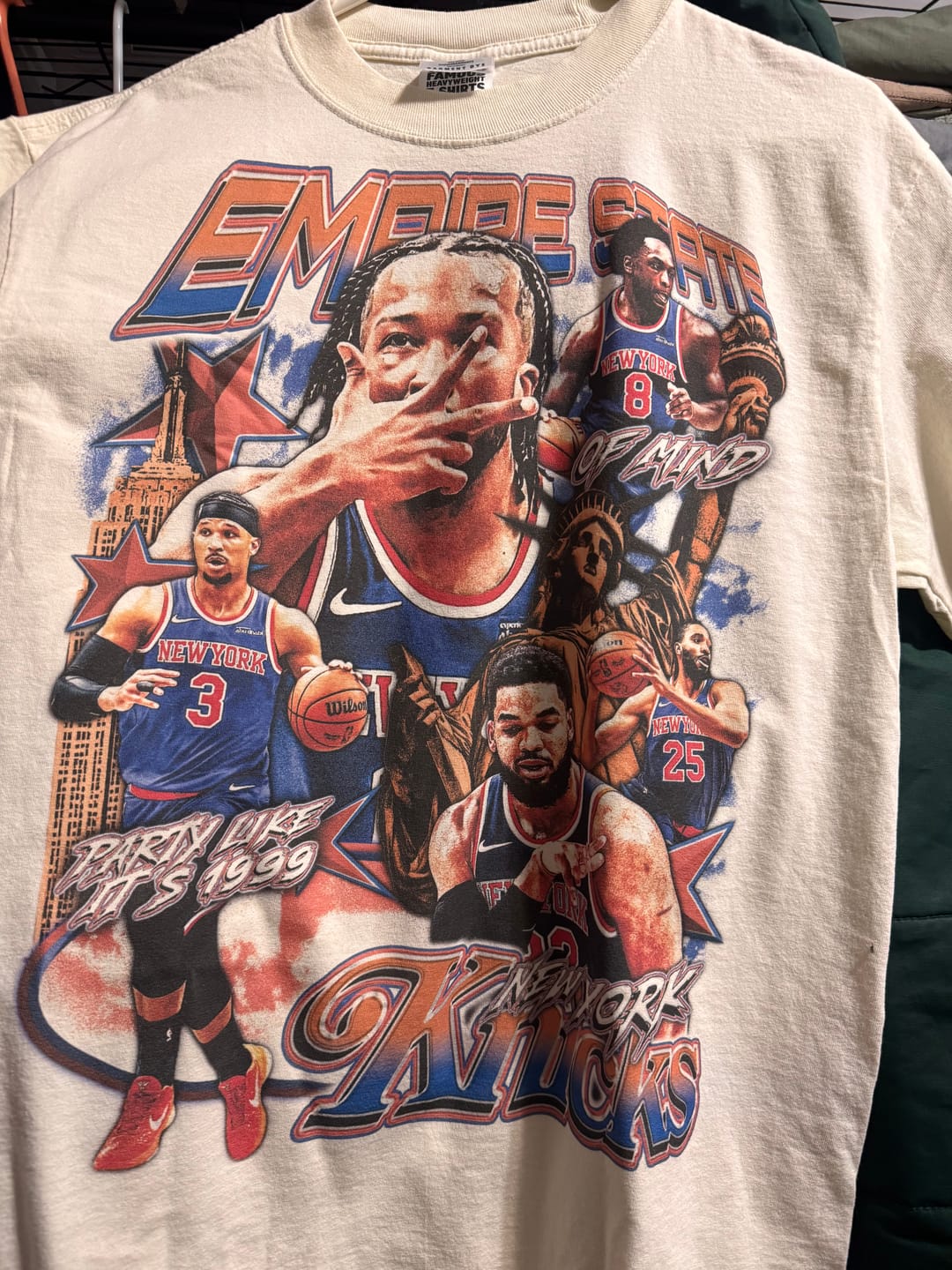 Customer photo review of Knicks Finals Tee