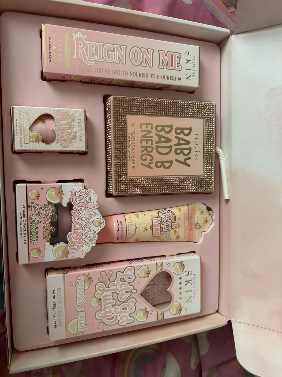 Reseña de la foto del cliente de Budget Box (suscripción mensual) Fecha de inicio mayo